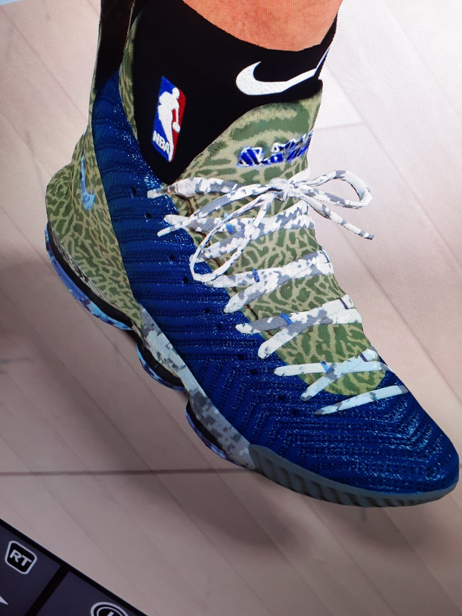 ZacharyEdmonds2's tweet photo. What up 2k I call these Covid#19 KICKBACK STUDIO J'S https://t.co/C797fsvbH1