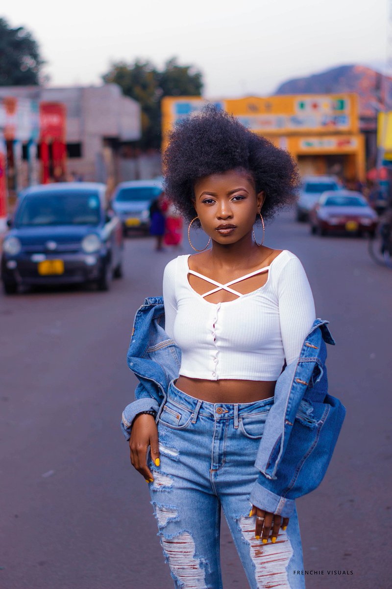 Frankiezmg's tweet image. Next time you are in Zomba
Try to book a shoot with me
You won't regret
Your RT is highly appreciated 🙏🏽