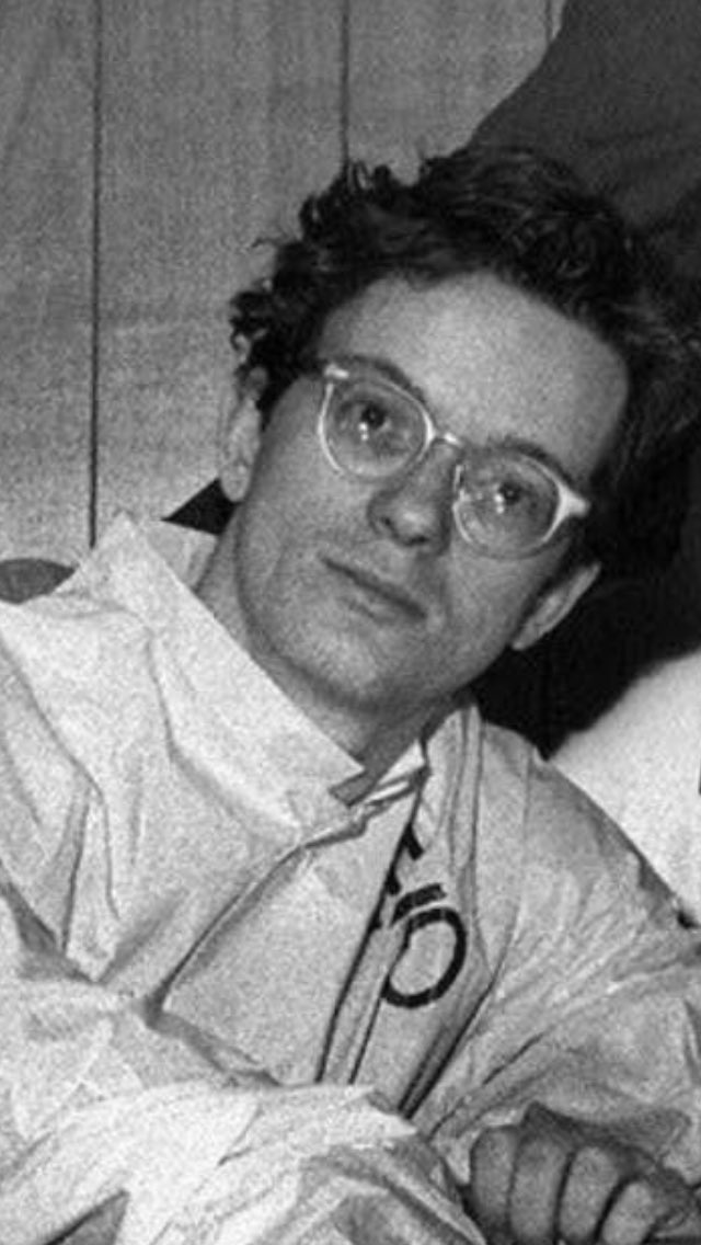 Happy birthday to the absolute legend of new wave, frontman of DEVO and one of my idols, Mark Mothersbaugh   