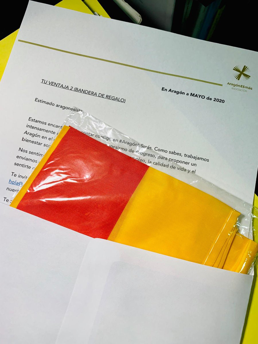 aragonsomosmas's tweet photo. Remesa de mayo de "Banderas de Aragón de regalo" preparada para que todos nuestros nuevos socios la reciban en su casa completamente #gratis. 

¿Quieres la tuya de #regalo? Tan sencillo como registrarte en https://t.co/i9AdGQTRbj https://t.co/YrzI87sY3i