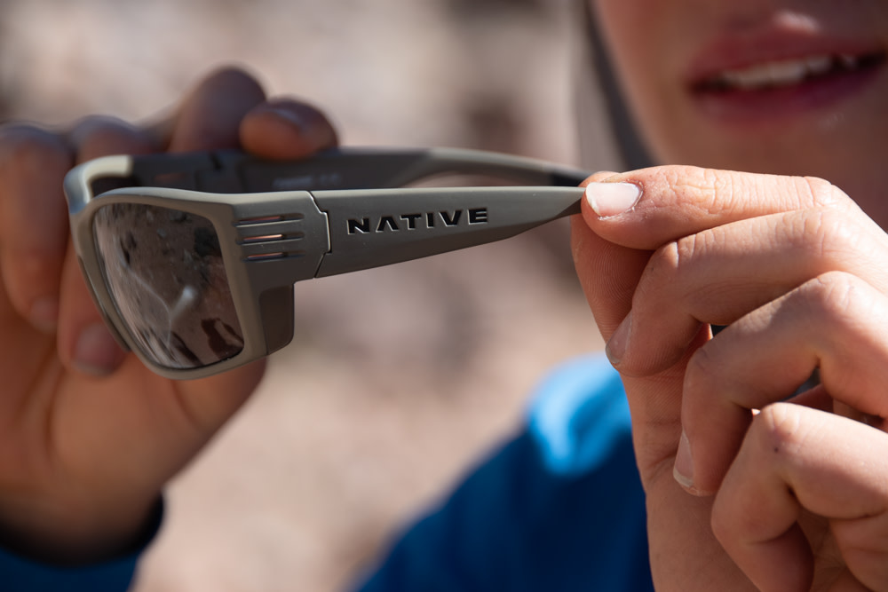 outdoorprolink's tweet photo. Sunglasses that work with you as you climb to 22,841 feet. 

#OutdoorProlink Pro Sam Chaneles tested the @nativeyewear Raghorn on Aconcagua, the tallest mountain outside of the Himalayas. Full review on the blog! #dirtbagdreams
https://t.co/BMH3um13qZ https://t.co/tJjxvfuQXb