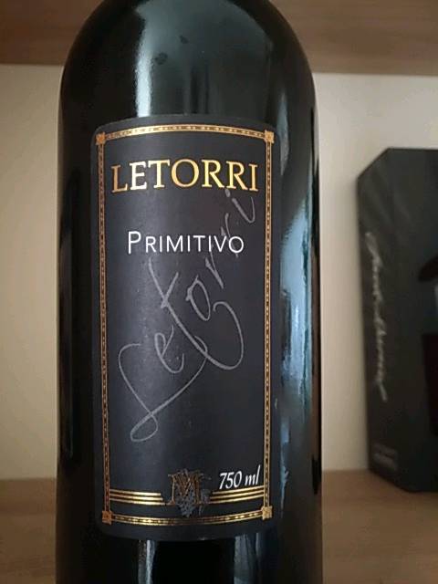 Veja só este vinho. Estou atribuindo 3 de 5 estrelas com o aplicativo Vivinohttp://www.vivino.com/users/dee-miranno.asmr-tantra/reviews/164089757 https://t.co/BjSBdIw51f