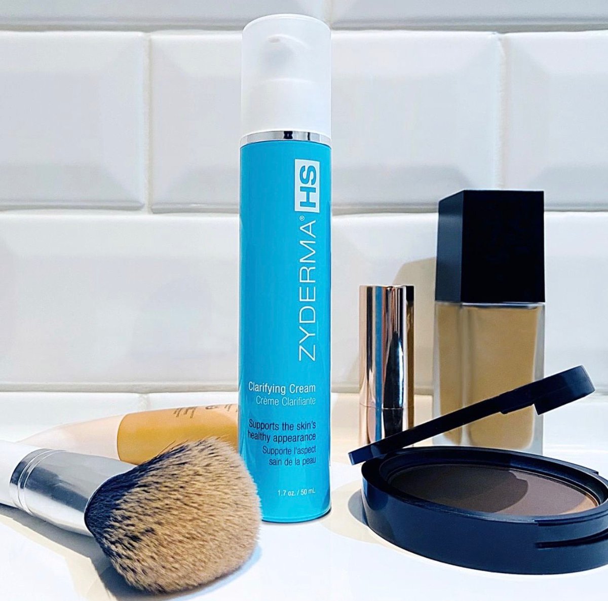 DermWarehouse tweet media