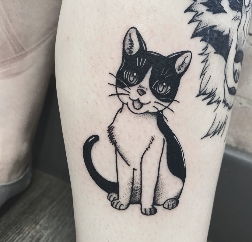 nancyctattoos's tweet photo. Obviously I haven’t posted any tattoos recently but I’d love to draw in some new clients for when lockdown is over 🥺

I’m Nancy, 19, kettering based and I love producing black work tattoos but also anything floral! 

Please RT it’d help a lot 💖 https://t.co/Bgz77VA6qR
