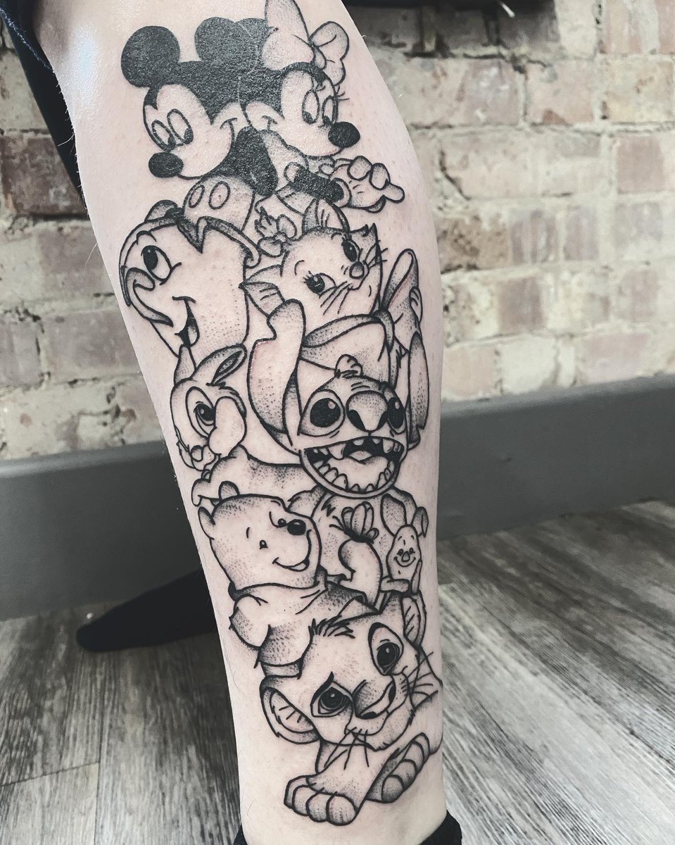 nancyctattoos's tweet photo. Obviously I haven’t posted any tattoos recently but I’d love to draw in some new clients for when lockdown is over 🥺

I’m Nancy, 19, kettering based and I love producing black work tattoos but also anything floral! 

Please RT it’d help a lot 💖 https://t.co/Bgz77VA6qR