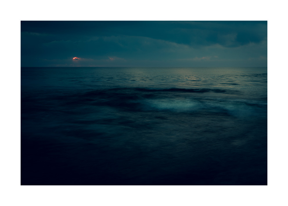 xaviermanrique's tweet photo. Del mar infinit, aquell broll, allà en la immensitat.
Del mar infinito, aquel remolino, en la inmensidad.
#breus #breusproject
#sea #deep #nature
#poetic #melangia #poemavisual
#intim
#costabrava
#landscapephotography #naturephtography #fineartphotography
#xmanrique https://t.co/4psbh3ymob