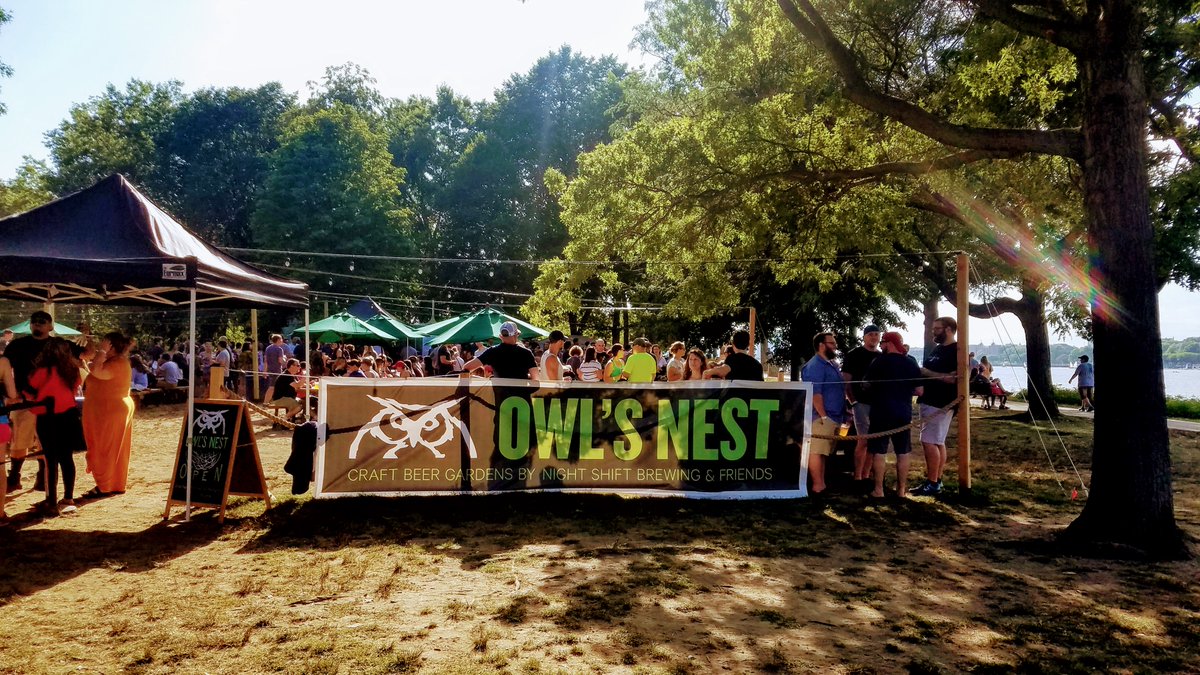 American liquor laws are pretty stupid. And the COVID-19 pandemic gives us a once in a century chance to change them.

In the latest issue of <a href="/thebeeredge/">Beer Edge</a>, I may the case for public drinking.

beeredge.com/2020/05/18/the…