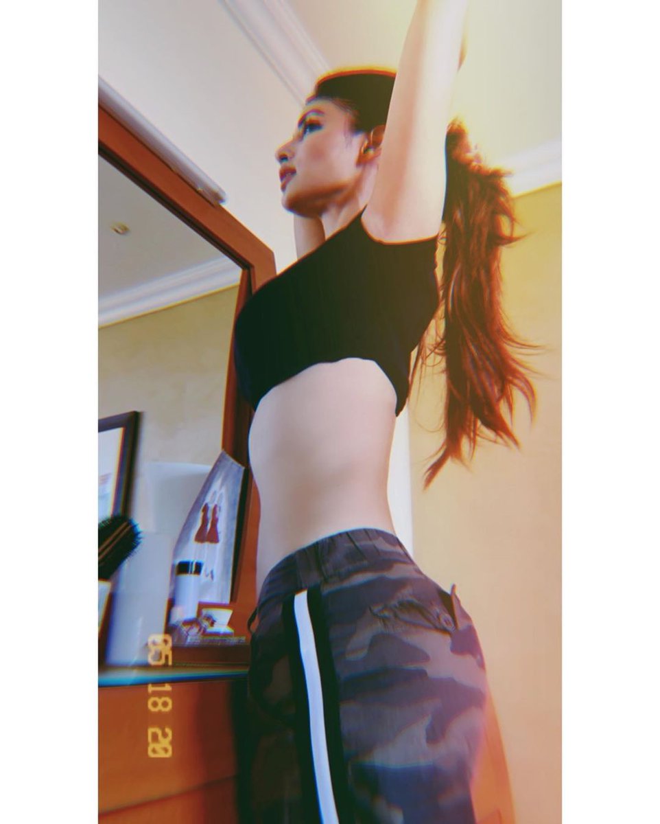 actressadore12's tweet photo. #mouniroy #mouni #mouniroyfc #mouniroymyheartbeat #mouniroyfans #mouniroyfan #mouniroyhottest #mouniroyboobs #tightass #tightbottom #ass #hotassets #tightboobs #boobs #sexyactress #armpit #sexyarmpit #cleanarmpit #lickablearmpit #fitgirl #fitbody #sexybod #hotnavel #navelbeauty https://t.co/V0BQZ6WkpH