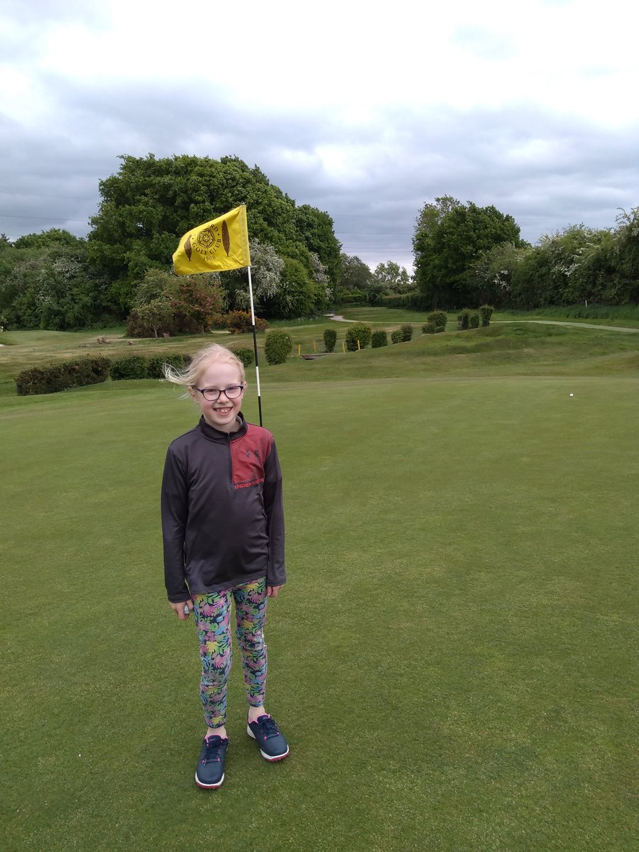 golfrobbo's tweet photo. Betsy got her first ever par today! She parred the 14th @fulfordgolfclub and celebrated by getting her second ever par on the 16th. We think it might have been helped by sporting her @thejazzygolfer leggings! Amazing to see her jumping around in pure excitement❤️🏌️‍♂️❤️ https://t.co/FNy8lt1eom