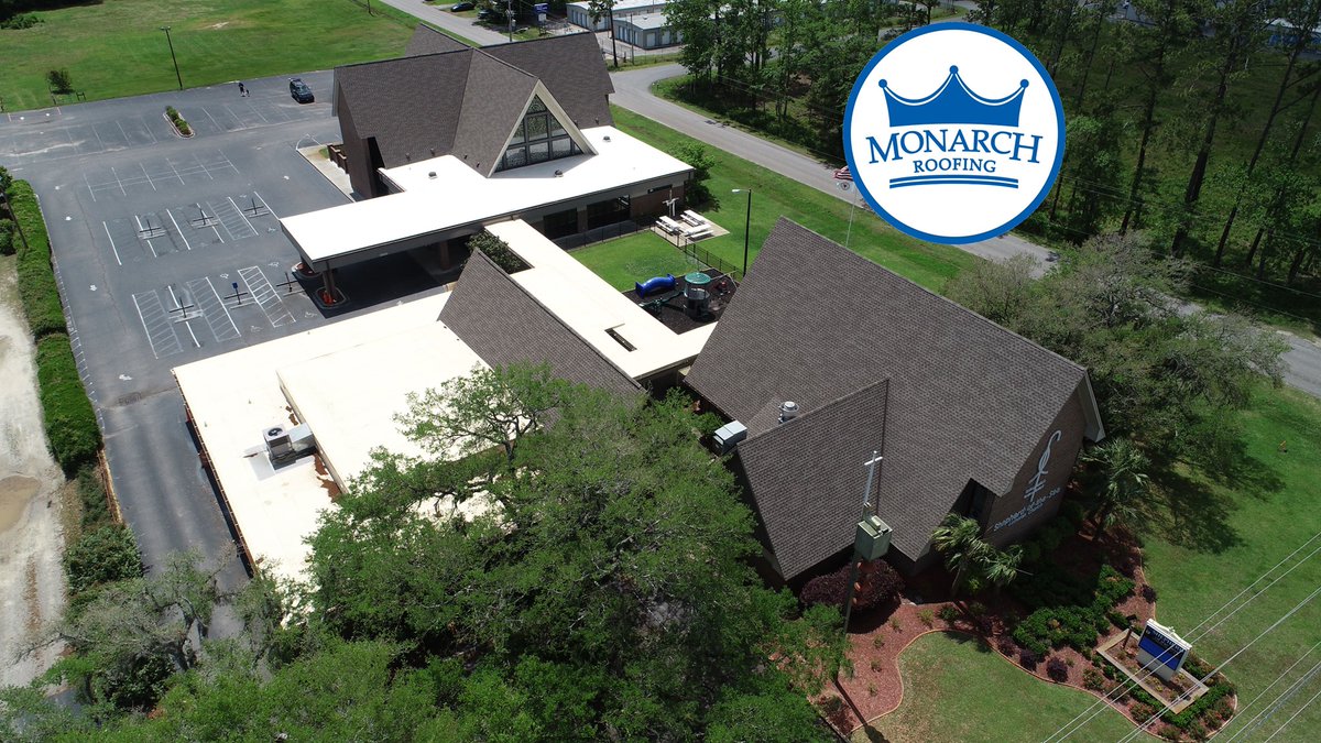 Monarch_Roofing's tweet photo. Church Roofing project completed in Garden City, SC. We love special porject to help give the community what they deserve... the best! When it comes to protecting what matters most, @gafroofing is at the top of the industry! #NewRoof #Community #TPOroof #Crown #GAFroofing #roof https://t.co/NdIvRlQv0l