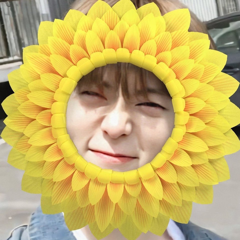 <a href="/jenniegoblinx/">dàmuay (logout)</a> 🌻