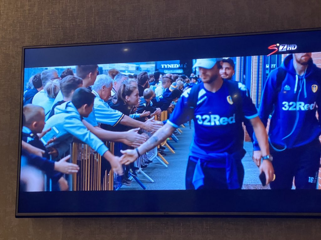 LucasRadebe's tweet photo. Been absorbed by Leeds United documentary on s7 absolutely fantastic insight how Bielsa transforms @LUFC Thanks to @Andria Radrizzani for investing in a great football club.  #MOT @Only_LEEDS https://t.co/yLov9G3drG