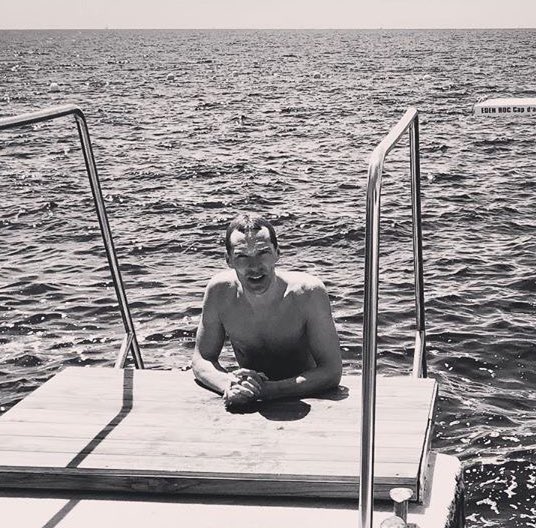 kalazarLuvsBenC's tweet photo. #WaterBatch day @CumberbatchSpam https://t.co/78HNCScHxe