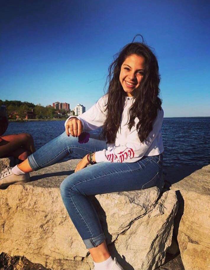 zgracia's tweet photo. Andrea Murillo  de 18 años está desaparecida. Comparte esto y ayuda a localizarlas https://t.co/RZOm2Jjinn