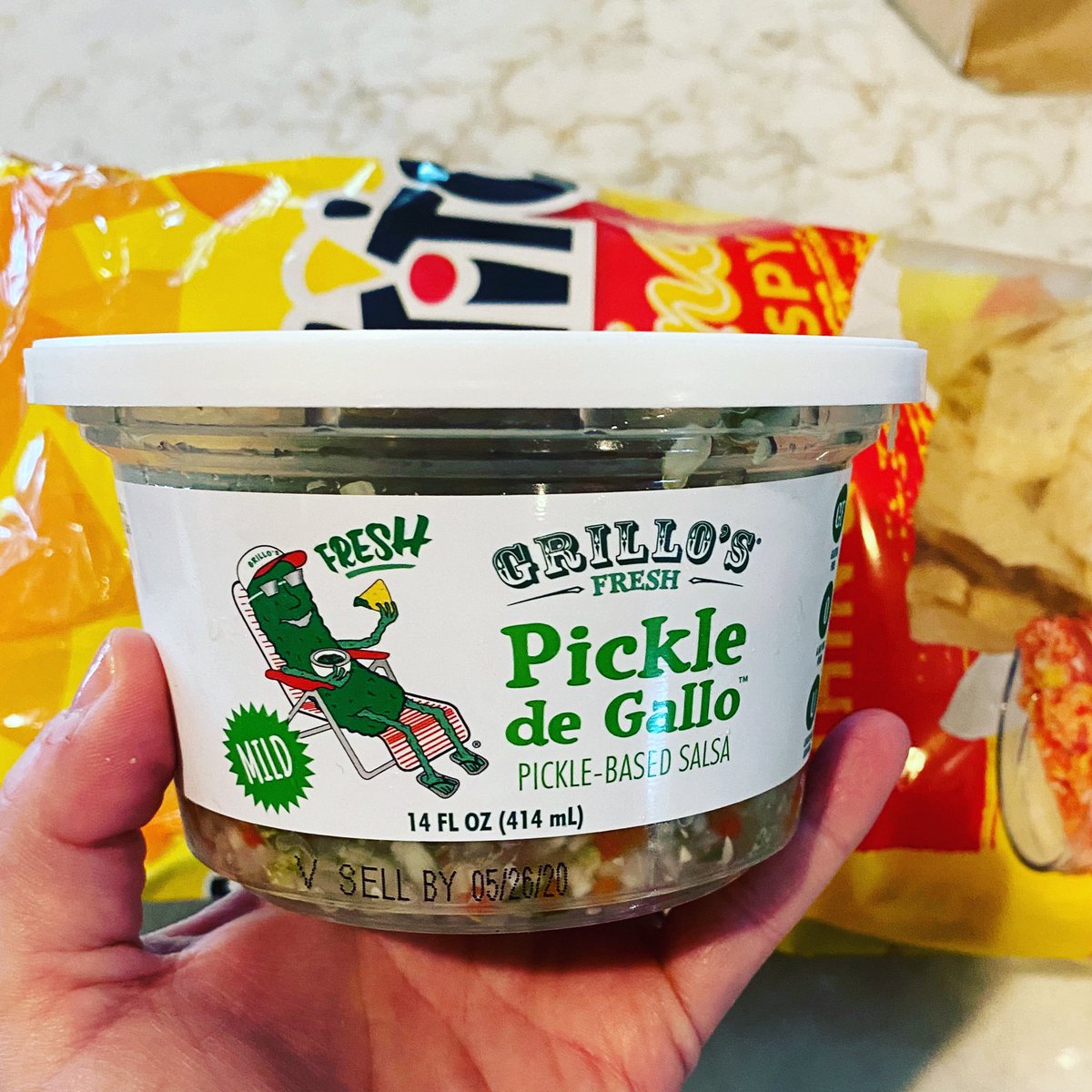 ebethhilly's tweet photo. Why didn’t I think of this??? #newfavoritesnack 😋😋😋 https://t.co/FlbSbmx7P3