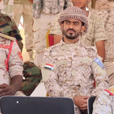 alimahmood19844's tweet photo. كمية الحب الذي يكتنزه قلب هذا الشاب لوطنه عجزت أن تلخصه الكلمات @AbuBaker_Elit ابو بكر شملول انتج أكثر من ثلاث أغنيات في غضون شهر سجلها بجهوده الشخصية وقدمها هدية لأبطال قواتنا الجنوبية المسلحة الباسلة.
لساني تعجز عن وصف روحك النقية وقلبك الجنوبي المسكون بحب وطنك يا شملول الجنوب https://t.co/S6f21vkw5d