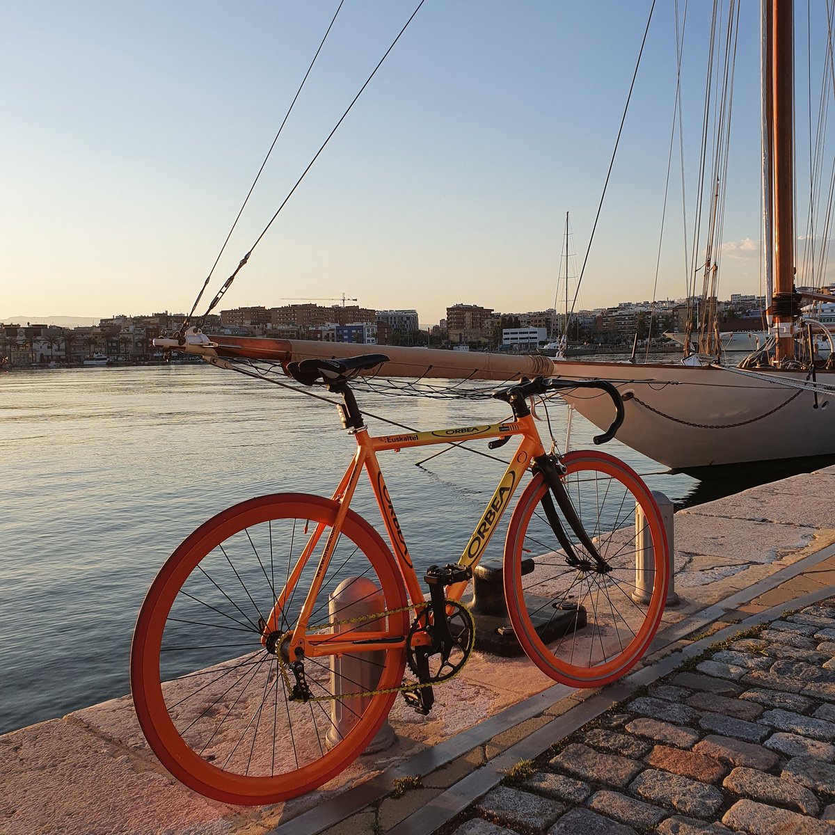 tonyaogc's tweet image. Sortida per soltar cames amb la fixed per #porttarraco #fixed #fixedstyle