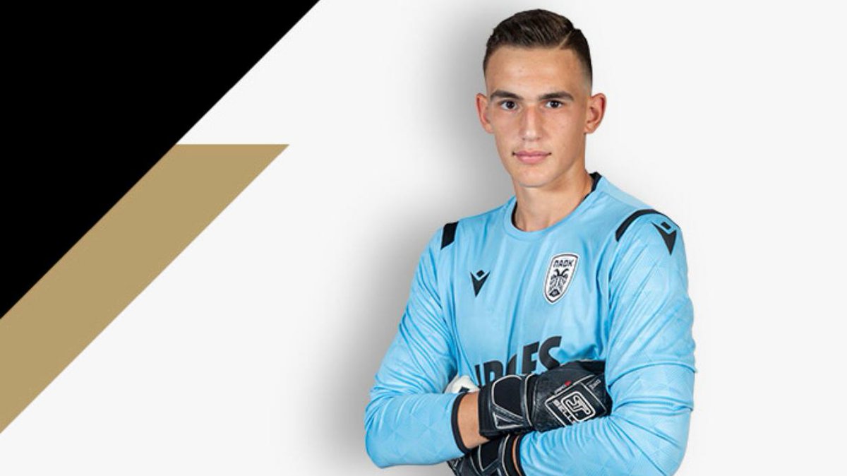 RiccardoDanna1's tweet image. L'#Inter ha preso Nikolaos #Botis  (portiere greco del #PAOK).

Il talento classe 2004 (alto 191 cm) è pronto per l'Under 17 con la possibilità di essere aggregato subito alla Primavera. 💎⚫🔵

[@fcin1908it]
