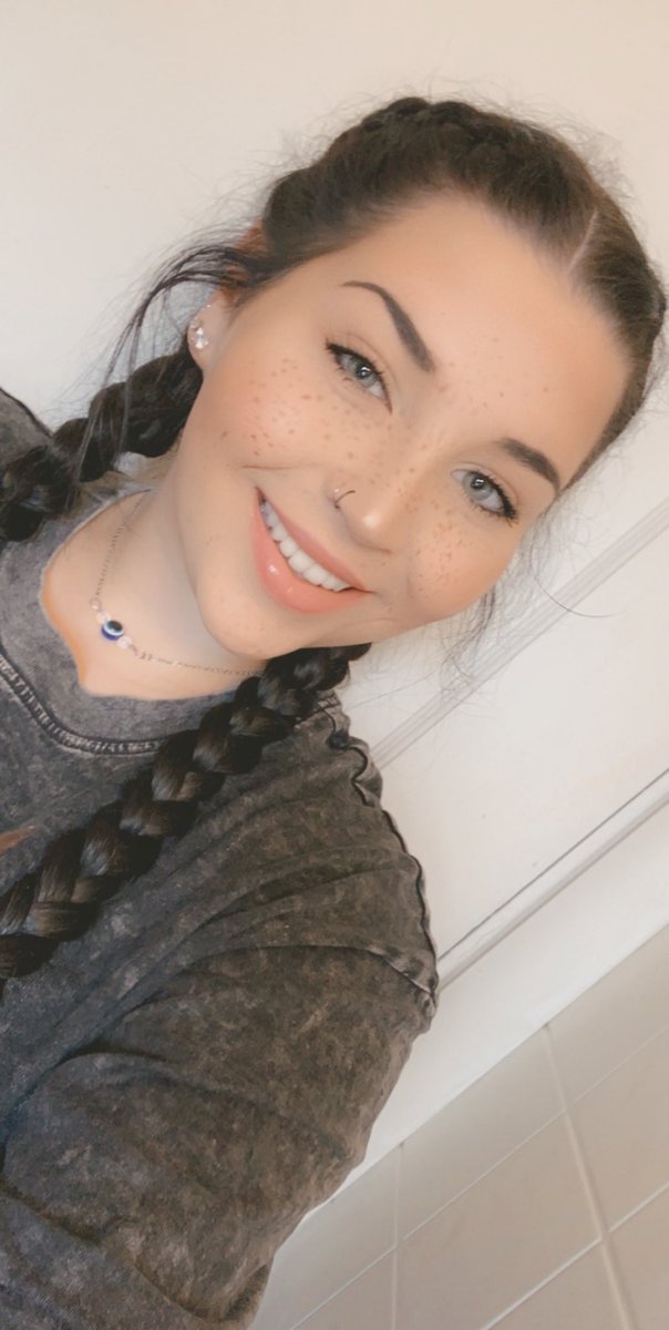 pIayboyethan's tweet photo. happy early podcast day i’m feeling good today i hope you guys have a great day!! ✨🤍 

@EthanDolan @GraysonDolan #dtselfies #deeperwiththedolantwins https://t.co/6GrANHphbG