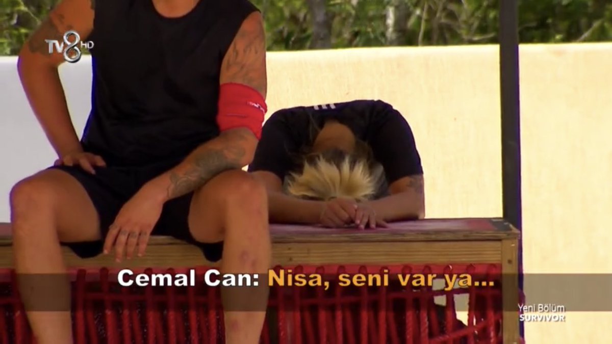 MBulukcu's tweet photo. Aşırı keyif vericiydi ayakta duramayadığı halde ağlattı sizi bı de dursaydı ne olurdu acaba ahahahah

#survivor2020 https://t.co/ftU3d5vPYO