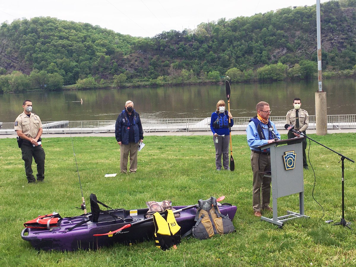 DCNRnews's tweet image. DCNR Secretary Cindy Adams Dunn joined @fishandboat to recognize #SafeBoatingWeek with a reminder of traditional safety measures, and how boating activities this season could be affected by #COVID19. Learn more ➡ bit.ly/2AFOcPy
