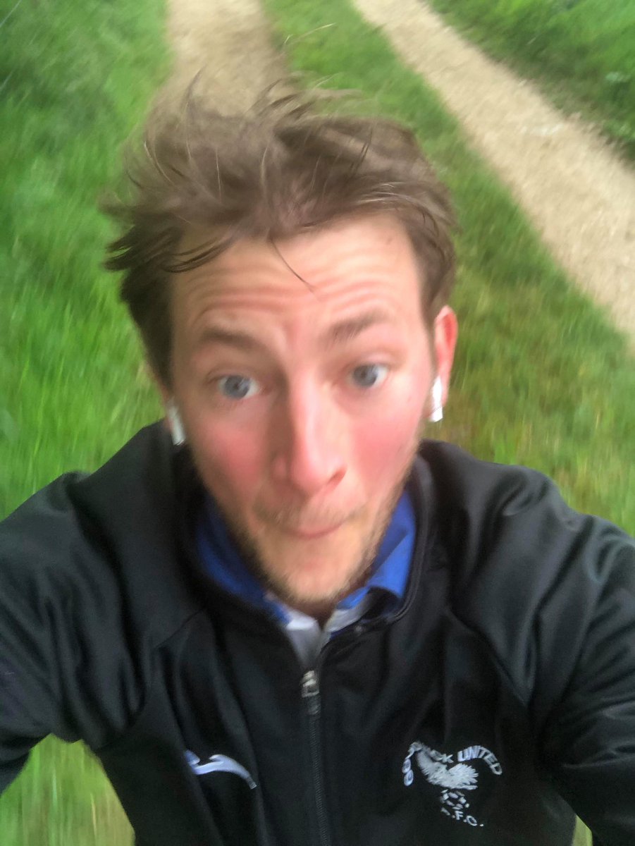 Even in rubbish weather conditions everyone is putting a shift in for such a worthy cause!! 

If you would like to donate please follow the link paypal.com/pools/c/8p1PoW… 

#TheDoubeTreble
#ShalomHouse
#GUFC 
#RAGURA 🔴⚫️