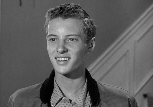 terrymeiners's tweet photo. RIP Ken "Eddie Haskell" Osmond. "You look lovely today, Mrs. Cleaver!"
Here's episode 4 of our 1983 "BEAVER BITS" featuring "Eddie Haskell" handing out trick-or-treat candy. ๐ Classic radio! ๐ audio: https://t.co/0HZDjzQE3K @957WQMF #TheShowWithNoName #RonClay #TerryMeiners https://t.co/0EKc7gXHbF