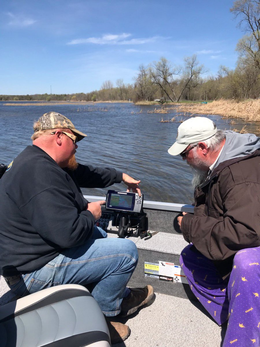 brobull's tweet photo. Today is Monday, Start of #Fishing Week Learning About #Humminbird #Helix7 G3 & #minnkotamotors #ulterra #SI #trollingmotor @minnkotamotors #mondays #findyourfishing #spoton #fishon B🎣👍 @HumminbirdFish https://t.co/2nQNuflUUg