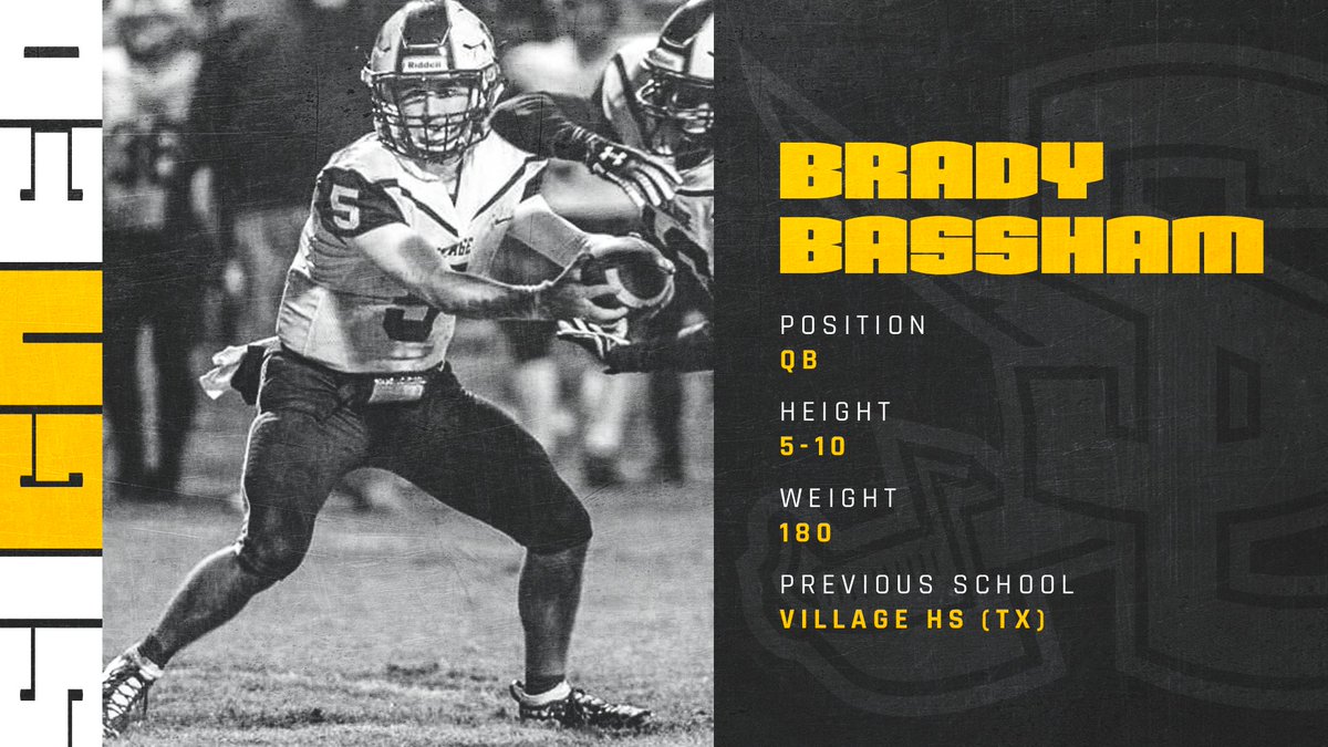 #SUPirates football welcomes <a href="/Villageteams/">Village Athletics</a> QB 
Brady Bassham <a href="/brady_bassham/">Brady Bassham</a>

#GoPirates | #BeSouthwestern