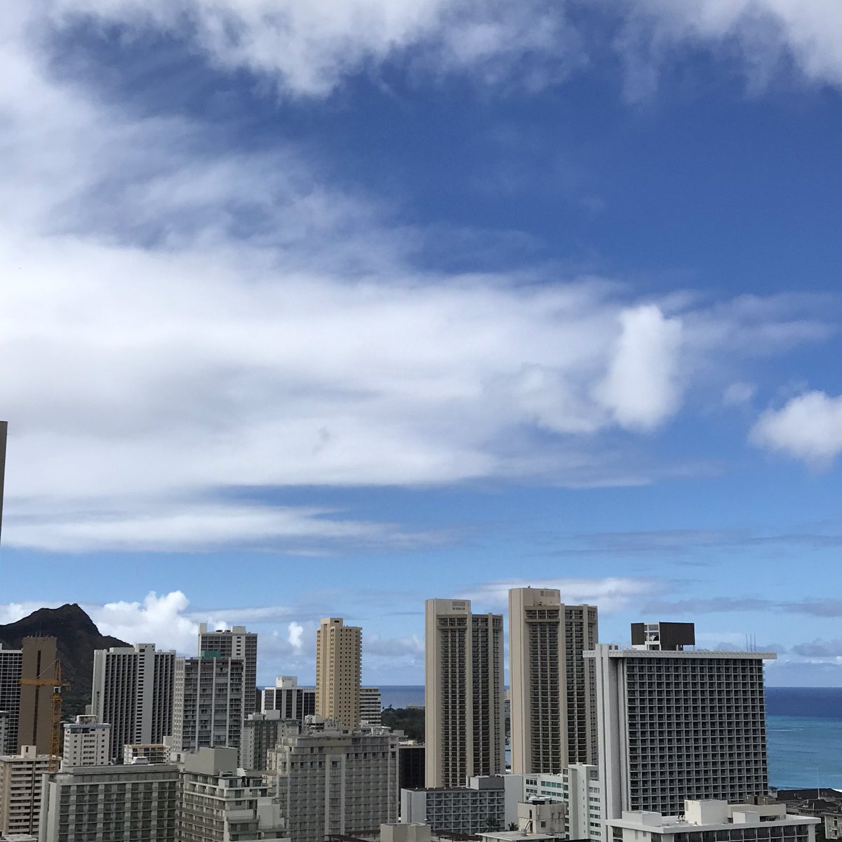 MihoRiddle's tweet photo. ใใฏใคใใใใฏใใโ๏ธ
Aloha Monday ๐บ
Stay safe Hawaii and get better soon ๐
#ใใฏใค
#ใใใซใซ
#ใฏใคใญใญ
#ใคใใฝใฉ
#ๅฝ้็ตๅฉ
#ๆ่ฌ
#ใใใใจใ
#hawaii
#hawaiilife
#waikiki
#honolulu
#love
#appreciate
#findrhc https://t.co/ccKIqif5QT