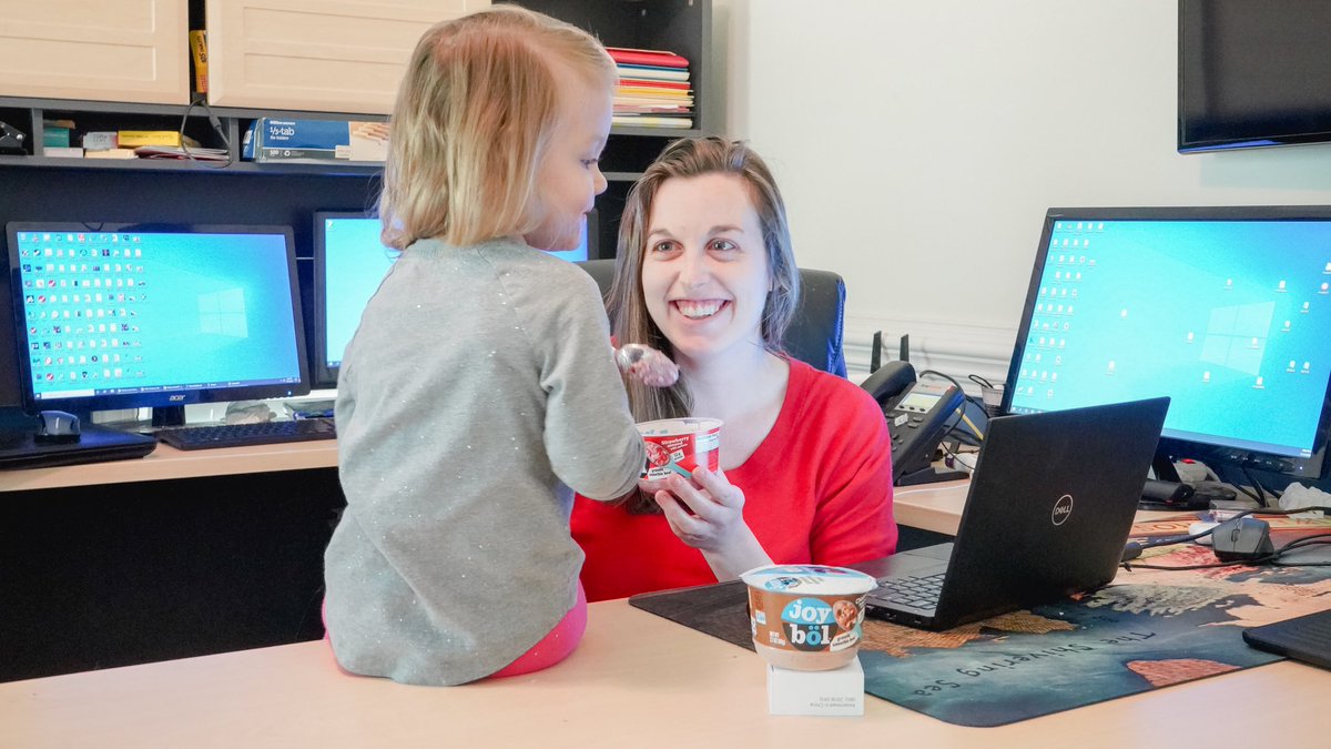 Freshbrewedmama's tweet photo. #ad Have you found any joy in your day yet? I am finding joy everyday getting to be mom to these silly toddlers while still doing my job at home in our office. These @joybol granola smoothie bowls from @harristeeter make it so easy to fit in a joy break anytime of day! https://t.co/Fk8xXsWJ0G