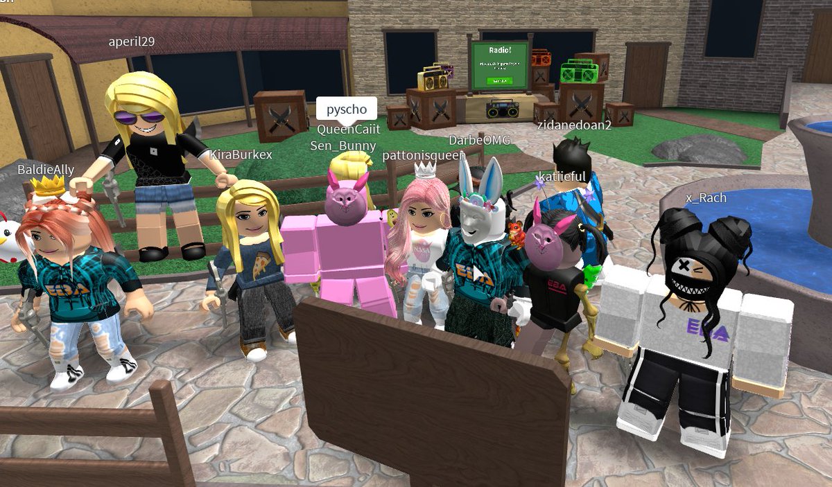ETA_Roblox's tweet photo. Murder Mystery with our EBA squad! https://t.co/2ugyxGhDqX