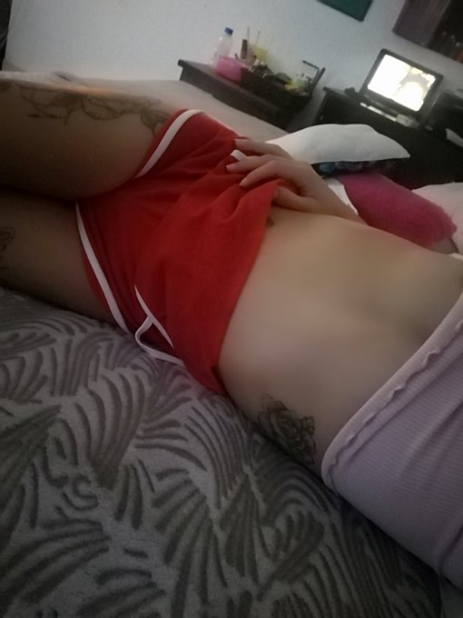 Que aburridita me siento Un hot chat o que dicen? #inkedgirl #SeductorasTEAM #putinovia #tapatia #pinknipplegang<a href="/tag/inkedgirl"class="tags"><span>#inkedgirl</span></a><a href="/tag/tapatia"class="tags"><span>#tapatia</span></a><a href="/tag/seductorasteam"class="tags"><span>#seductorasteam</span></a><a href="/tag/putinovia"class="tags"><span>#putinovia</span></a>
