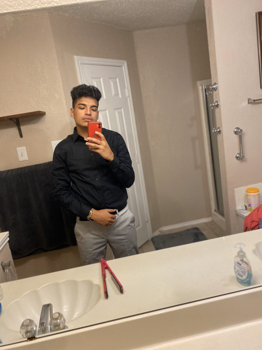 TooCleanSoto's tweet image. Ballin Out