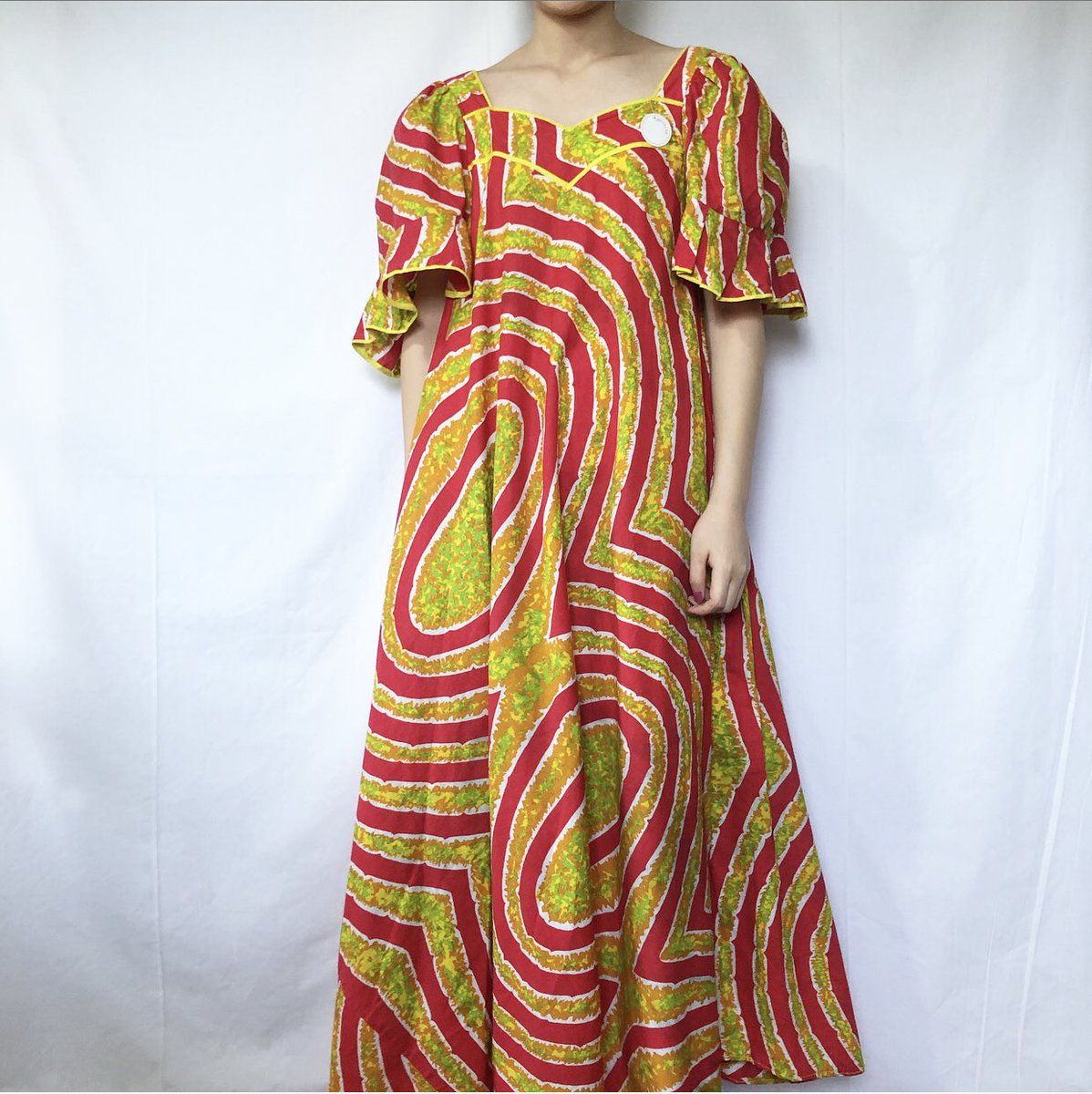 吉祥寺古着屋ガーニッシュ No Twitter 通販サイトをご覧ください アフリカンバティックワンピース T Co Wzrohhwxxf Vintage Antique Vintagefashion 古着屋 吉祥寺古着 ヴィンテージ ヴィンテージワンピース アフリカンバティック
