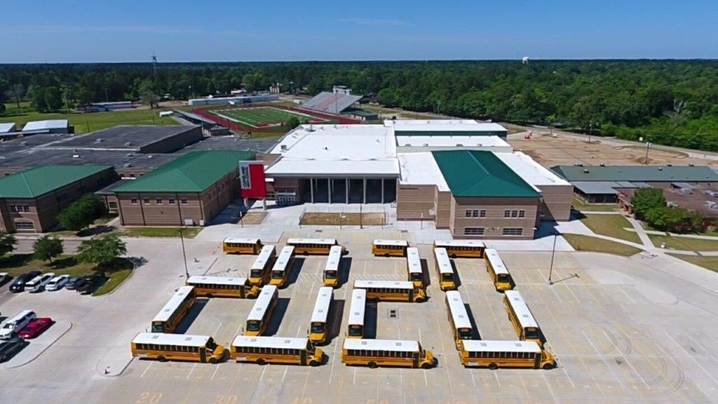 ClevelandISDTX's tweet photo. To our CHS 2020 Graduates!
"We know how hard you have worked to make it to graduation so we want to celebrate you!
Congratulations! Good Luck &amp; Best Wishes!
From: ~The Cleveland ISD TRANSPORTATION Department #indianpride #Just4Kids https://t.co/ZKiBMDR1vQ