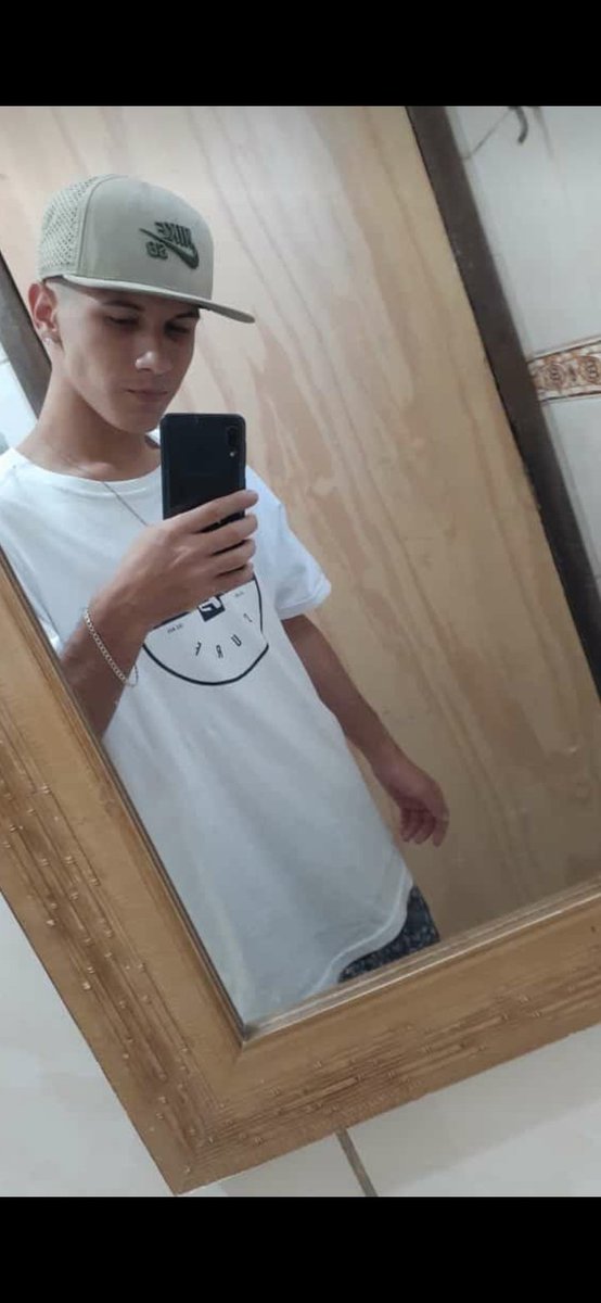 BrunoMo40056026's tweet photo. Vai essa msm ✌🏻❤ https://t.co/zfX4Vxjn3k