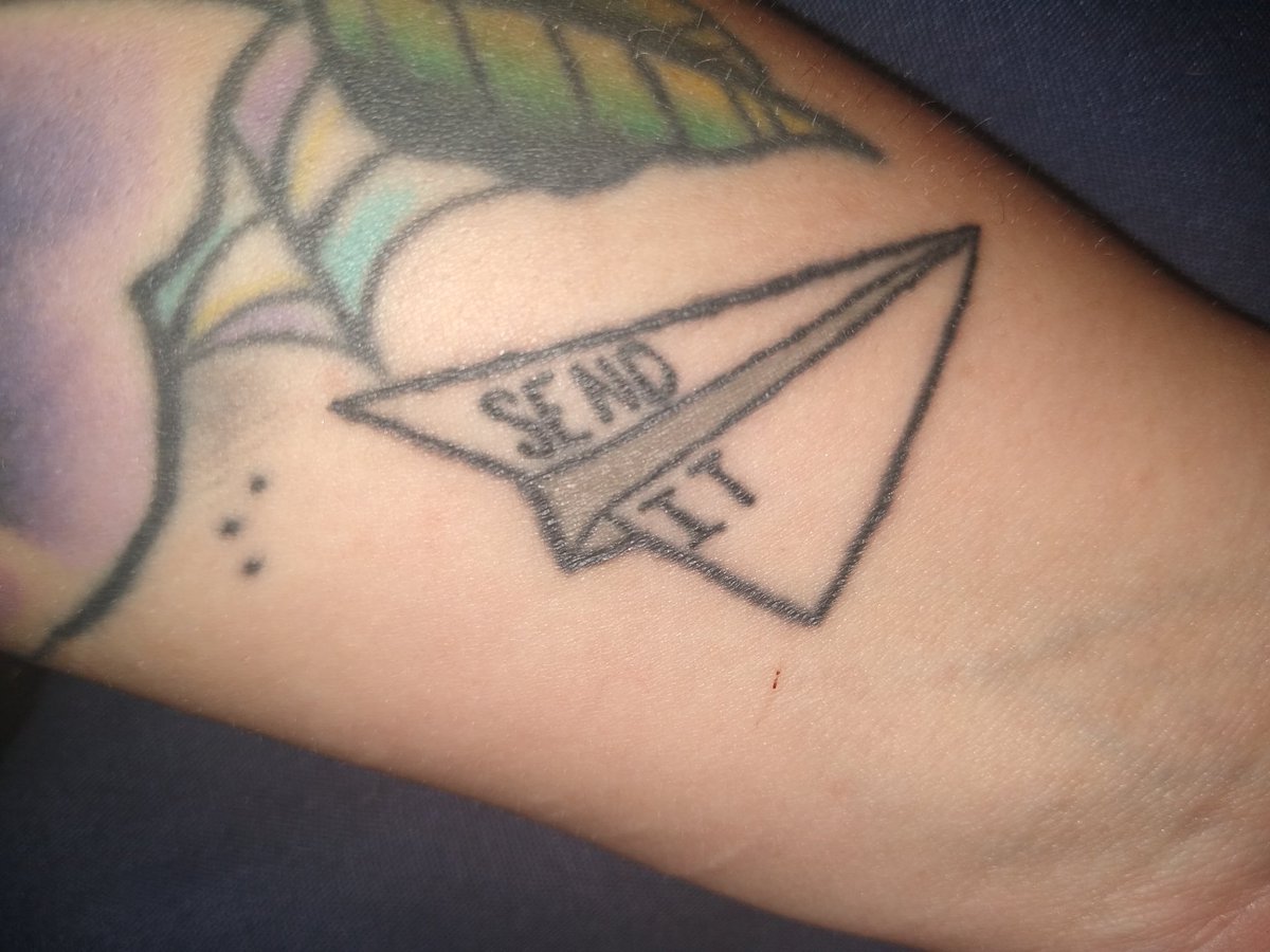 Lexuhferr's tweet photo. Been rewatching some videos of Heath and Zane getting their drunk tattoos, reminded me I had yet to share it. This is literally my only tattoo that has SO much meaning without any of you guys I would not be the person I have become today 😄
@EltonCastee @HeathHussar @zane #Sendit https://t.co/DH4Spmb9eN