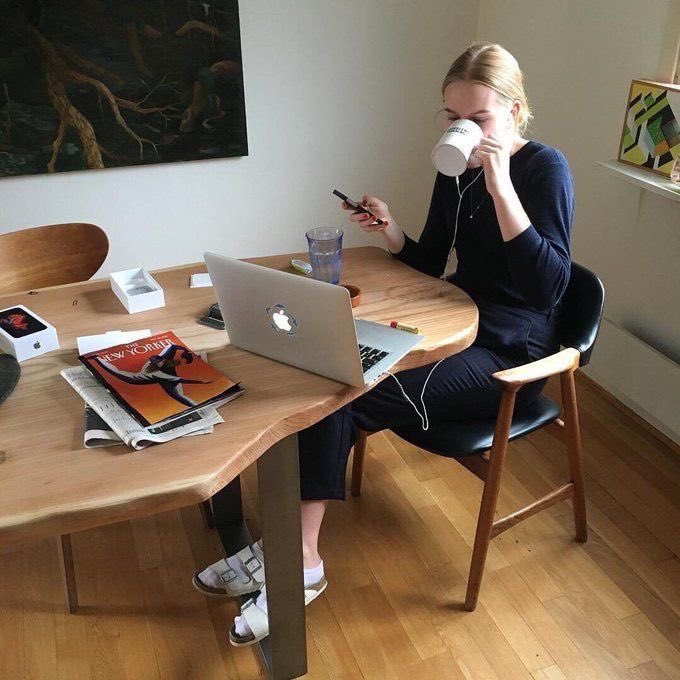 softauras's tweet photo. let’s be productive today ☕️ https://t.co/cBGy8YmWpx