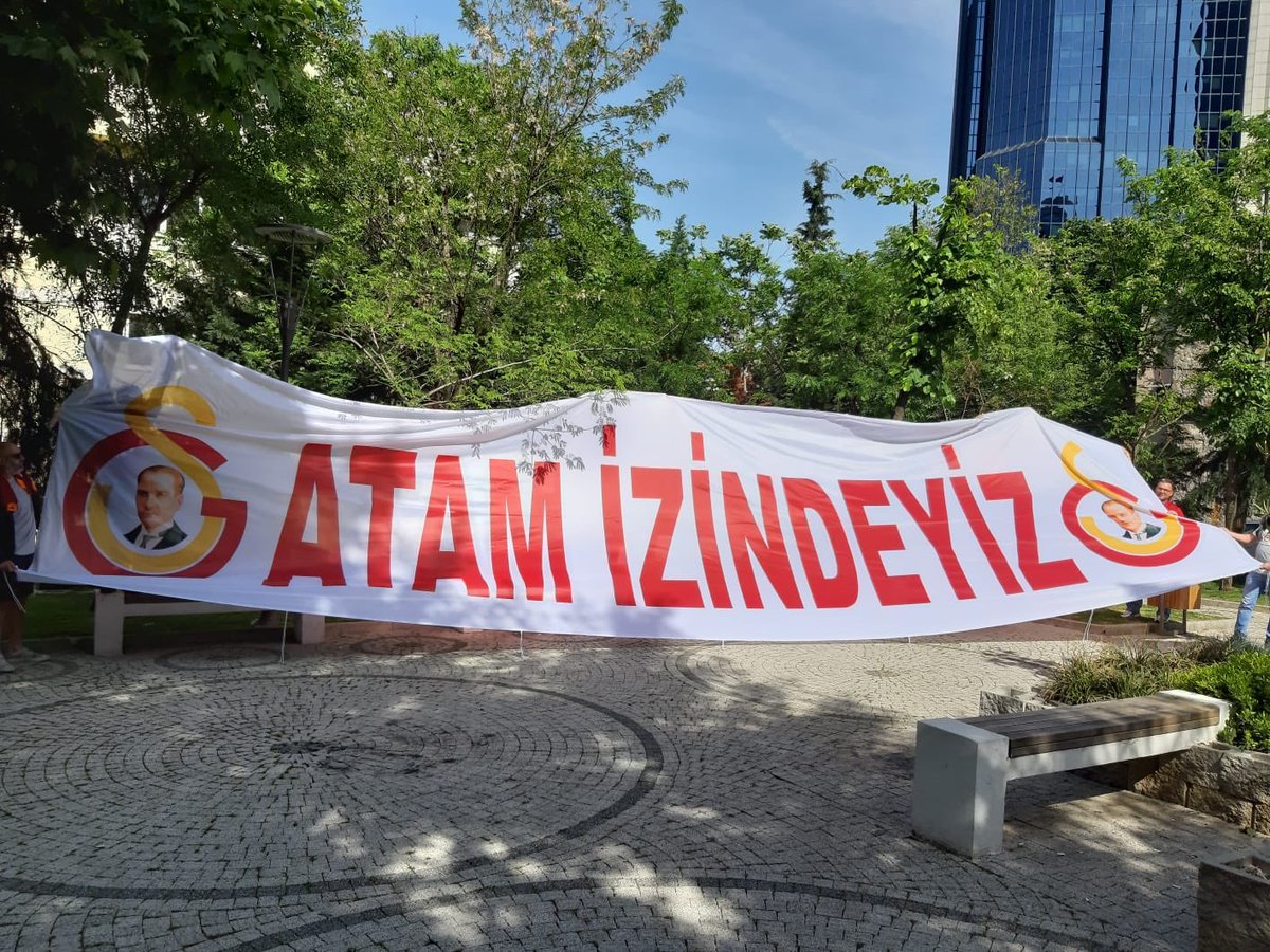 Modern ve Laik Türkiye Cumhuriyeti için ilk büyük adım olan 19 Mayıs Atatürk’ü Anma, Gençlik ve Spor Bayramı’mız kutlu olsun!