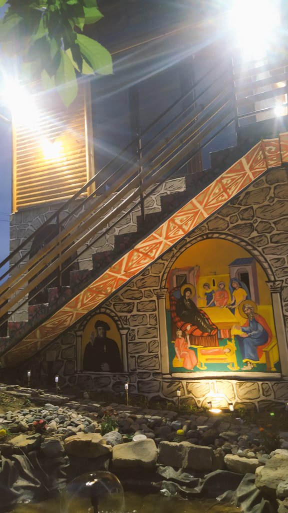sinisa_jevtic's tweet photo. Veliki "Milic od Macve"
Koji se nalazi i u osnovi nase kule na sedamnest vetrova dao je zavestanje da gradimo kule umetnosti ,fantazije , tradicije i istorije.I da po njima budemo poznati u svetu. https://t.co/jF2mC2iFSY
