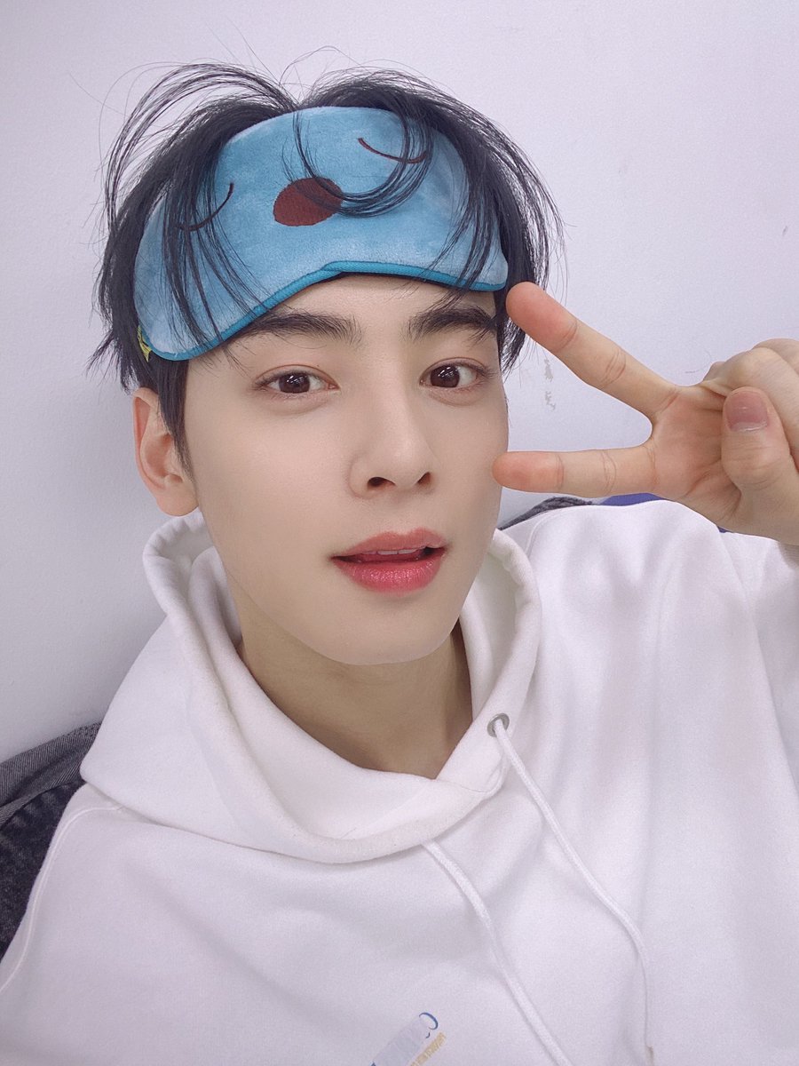 - [131/365]eunwoo you are so special, please always remember that! we love you so so much and will always be by your side. things will get better i promise ♡