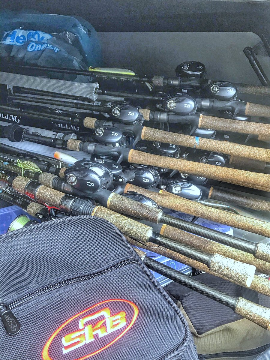 TeamLintner's tweet photo. Last weekend was pretty awesome🎣 AND The Truck is still loaded... the boys want me to take them back up 🤔 What do You Think?? #bigfish #itsbeenawhile #qualitycatches🎣  #ritualangling https://t.co/ciDi3w0ww2
