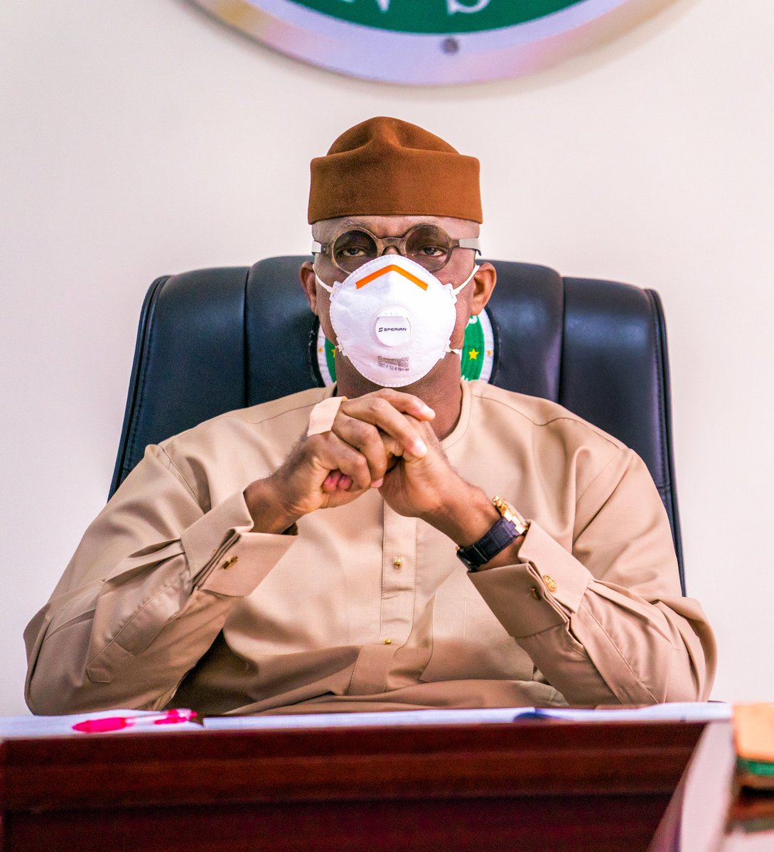 DapoAbiodunCON's tweet photo. Today, I received briefing from the Nigeria Customs Service (NCS) in a meeting held with the Comptroller, Ogun 1 Command, Comptroller Ojobo Micheal Agbara; his Ogun 2 Counterpart, Comptroller Gregory Itotoh;.... https://t.co/DGe6E445Mv