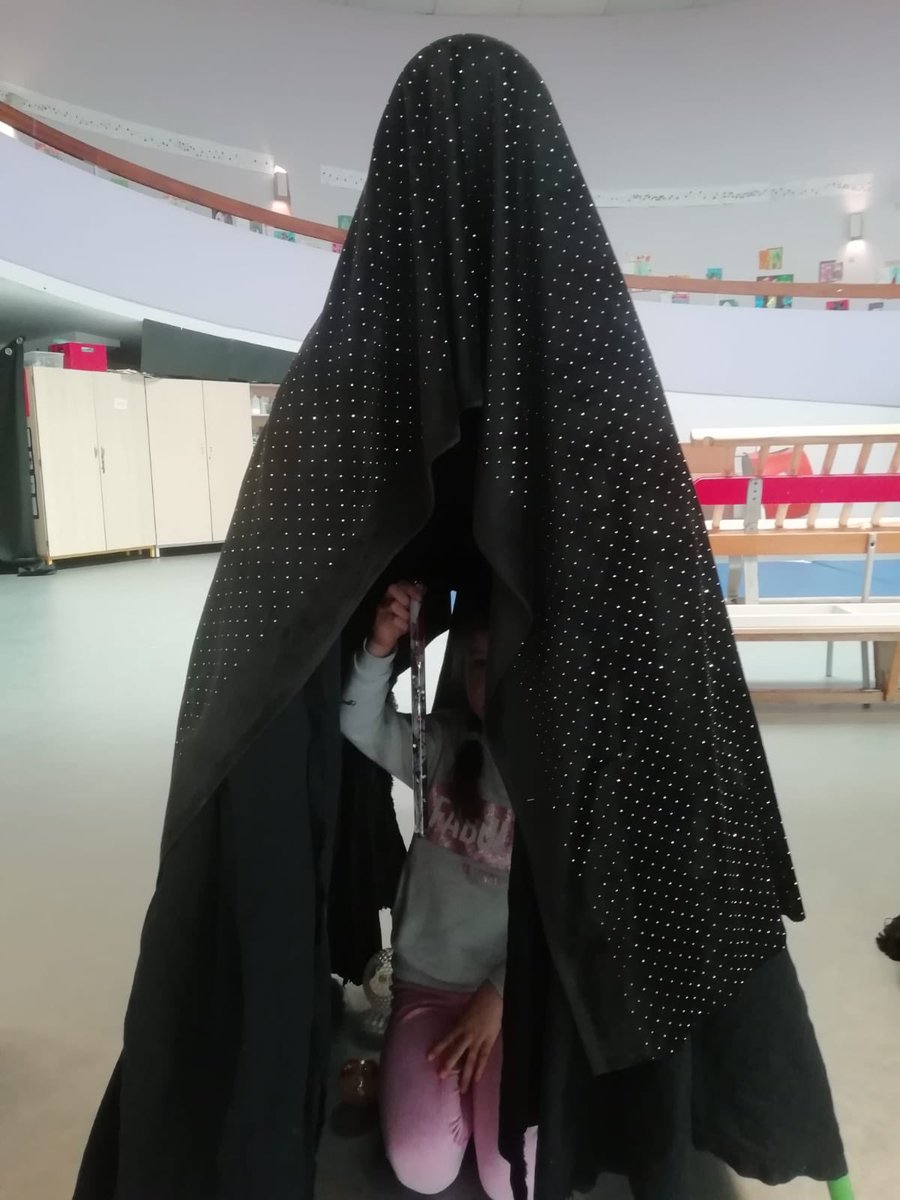 DeInclusif's tweet photo. Une mini salle individuelle Snoezelen avec des objets faciles à nettoyer, les enfants gardent leurs repères #autisme #Handicap #clap #ecoleinclusive #centredeloisirs #inclusion #GestesBarrières @mairie15 @s_cluzel @pbloche https://t.co/yq4KpbbySo
