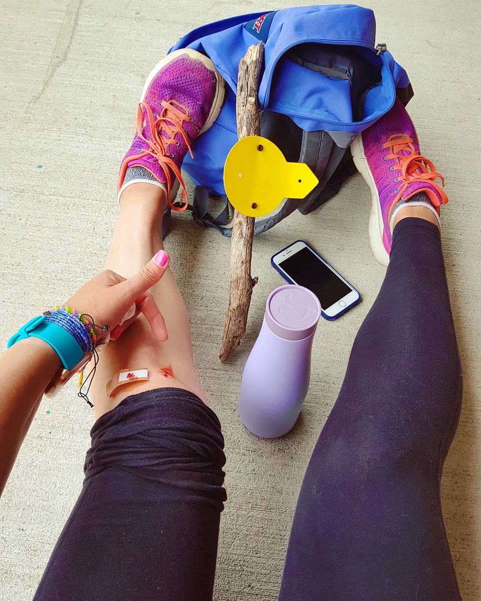 HeyItsMeMissJT's tweet photo. Jen’s #VictoriaDay hiking adventures. #ParForTheCourse, I guess. #HikingProblems #JenProblems #AccidentProne. This broken trail sign was what did me in. I picked it up, I dropped it, I tripped over it, my knee landed on it. 🤷♀️ #PleaseSendBubbleWrap #MustBeAMonday 👍🤣 https://t.co/pkEQdGhgNS