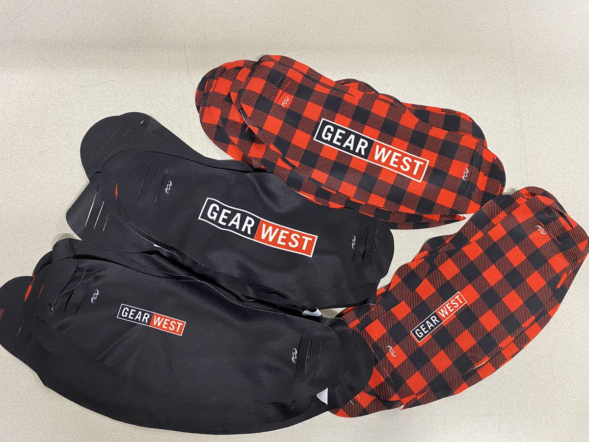 Podiumwear's tweet image. We are making lots of bulk full custom face masks for businesses. They are perfect for In-store shopping or client meetings. These no-sew masks can be made very quickly! Show your community you care about their health! 
 #weareallinthistogether #podiumwear #madeinmn #madeinusa🇺🇸