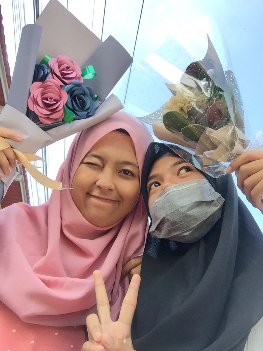 daisyeflow tweet media