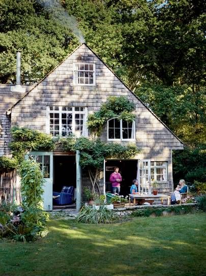 The idyllic coastal house of furniture maker Ted Jefferis: buff.ly/30otxXh