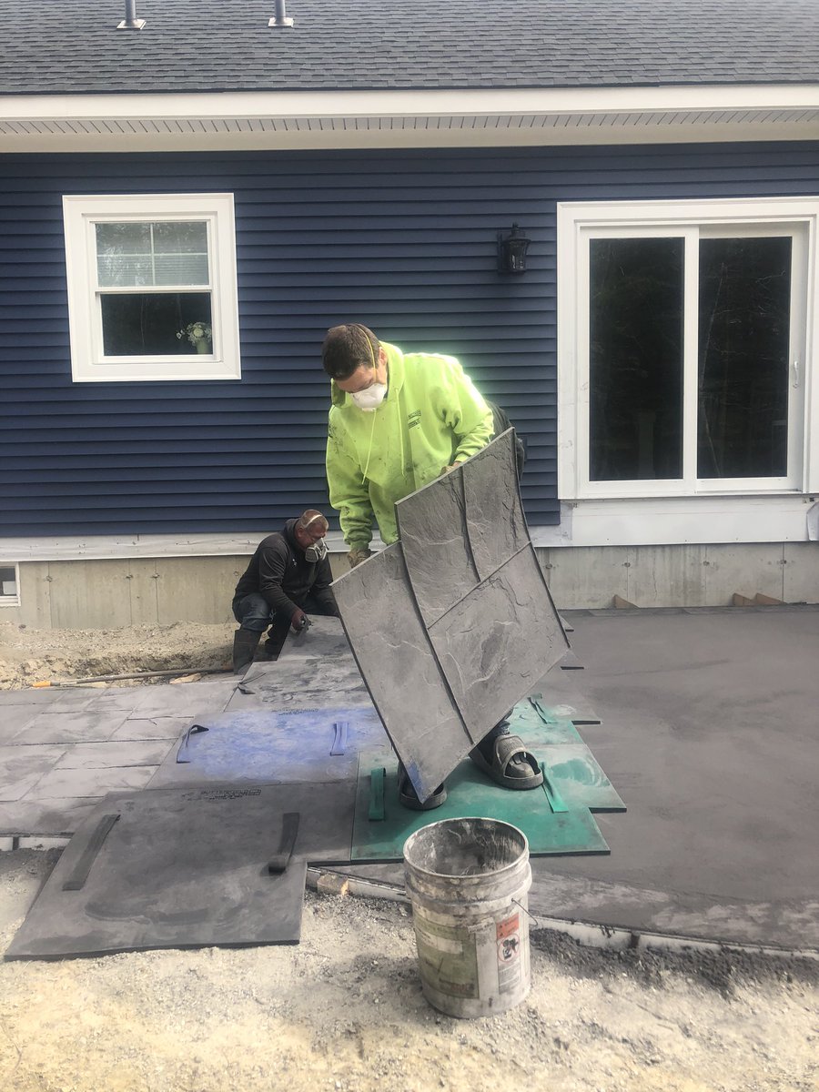 CreteExpert's tweet image. Stamped this concrete patio in Falmouth, ME 
#stampedconcrete #concretepatio #everythingaboutconcrete #mikedayconcrete
